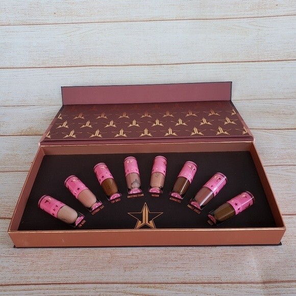 Jeffree Star Mini Velour Liquid Lipstick Set in Nudes - Picture 3 of 6
